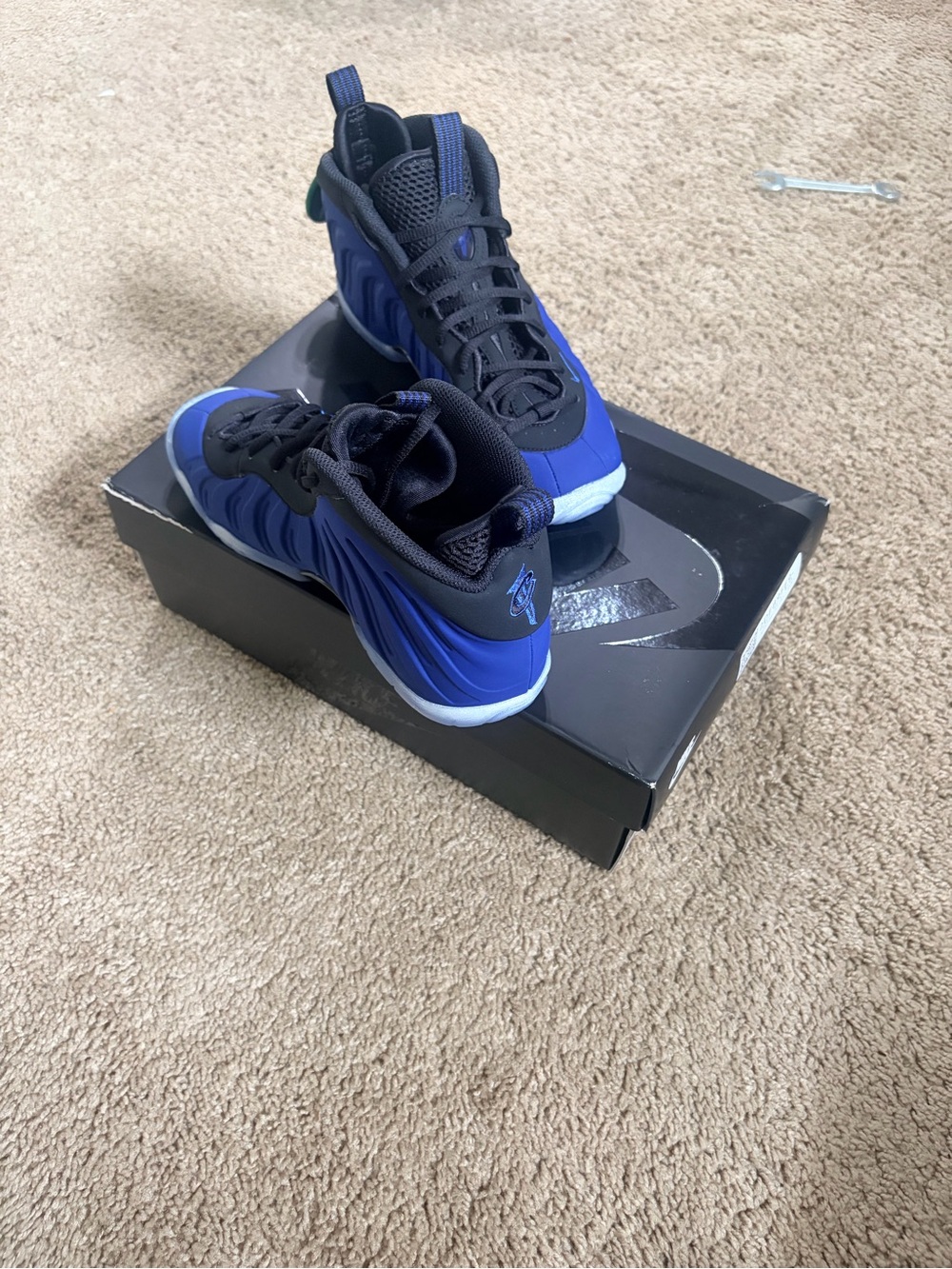 Nike Kids Blue and Black Foamposite Sneakers - Size 4.5 - Picture 8 of 16